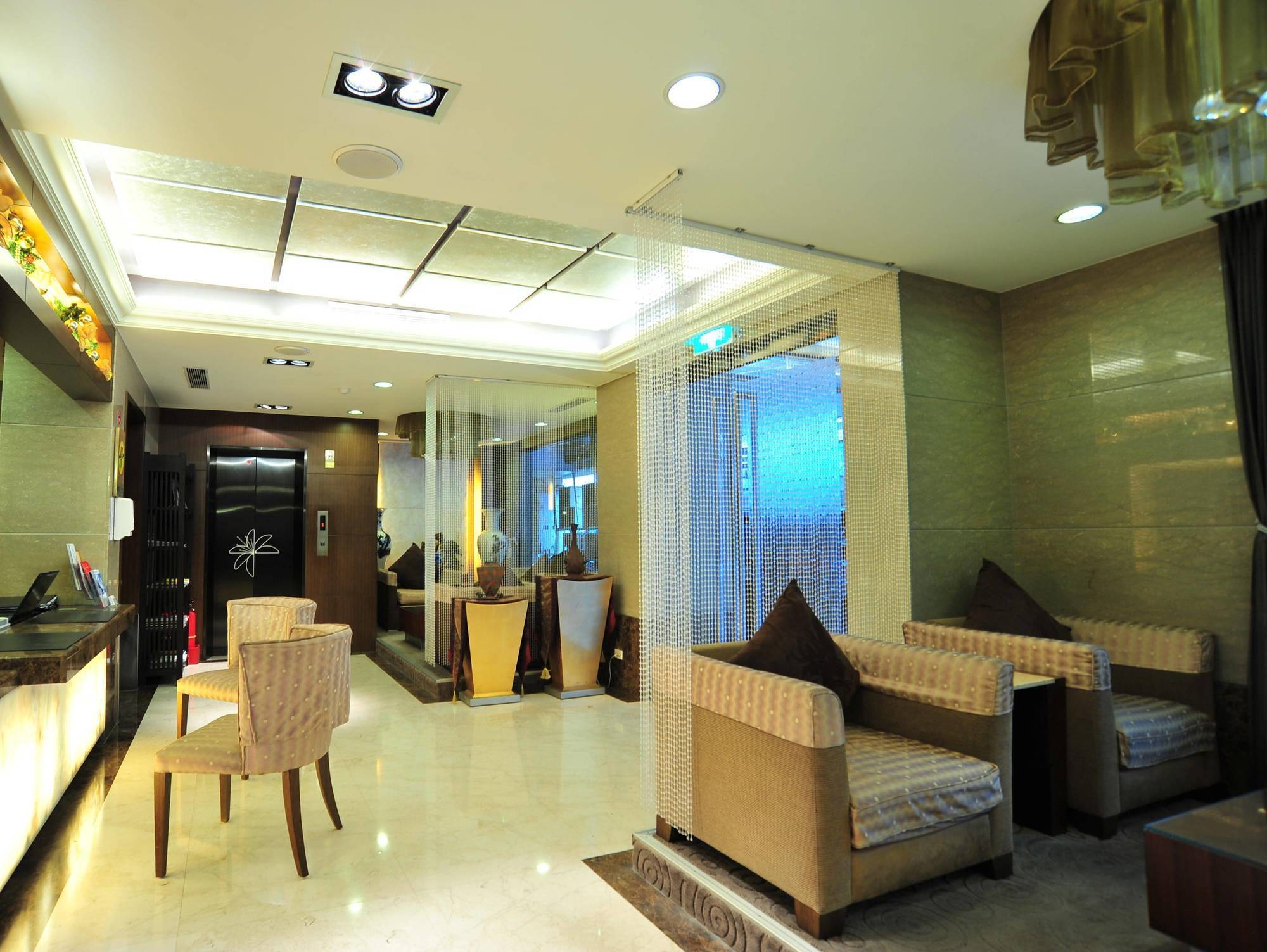 Shin Yuan Celeb Metro Hotel Cidade de Hsinchu Exterior foto