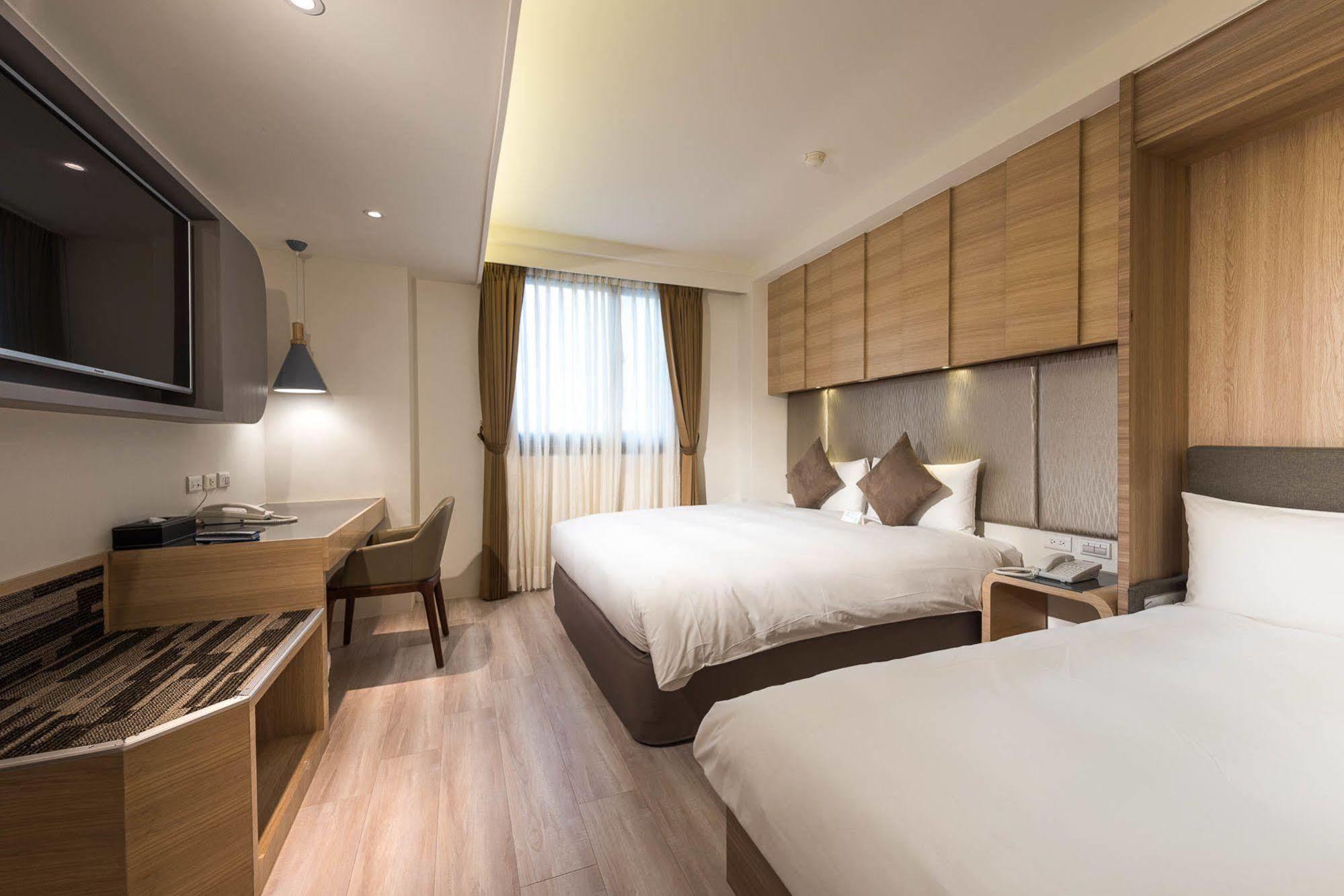 Shin Yuan Celeb Metro Hotel Cidade de Hsinchu Exterior foto