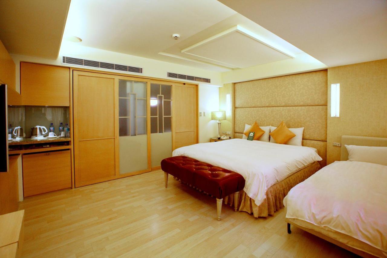 Shin Yuan Celeb Metro Hotel Cidade de Hsinchu Exterior foto